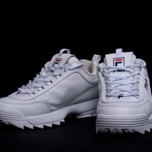 Fila women’s Disruptor II *flash sale*